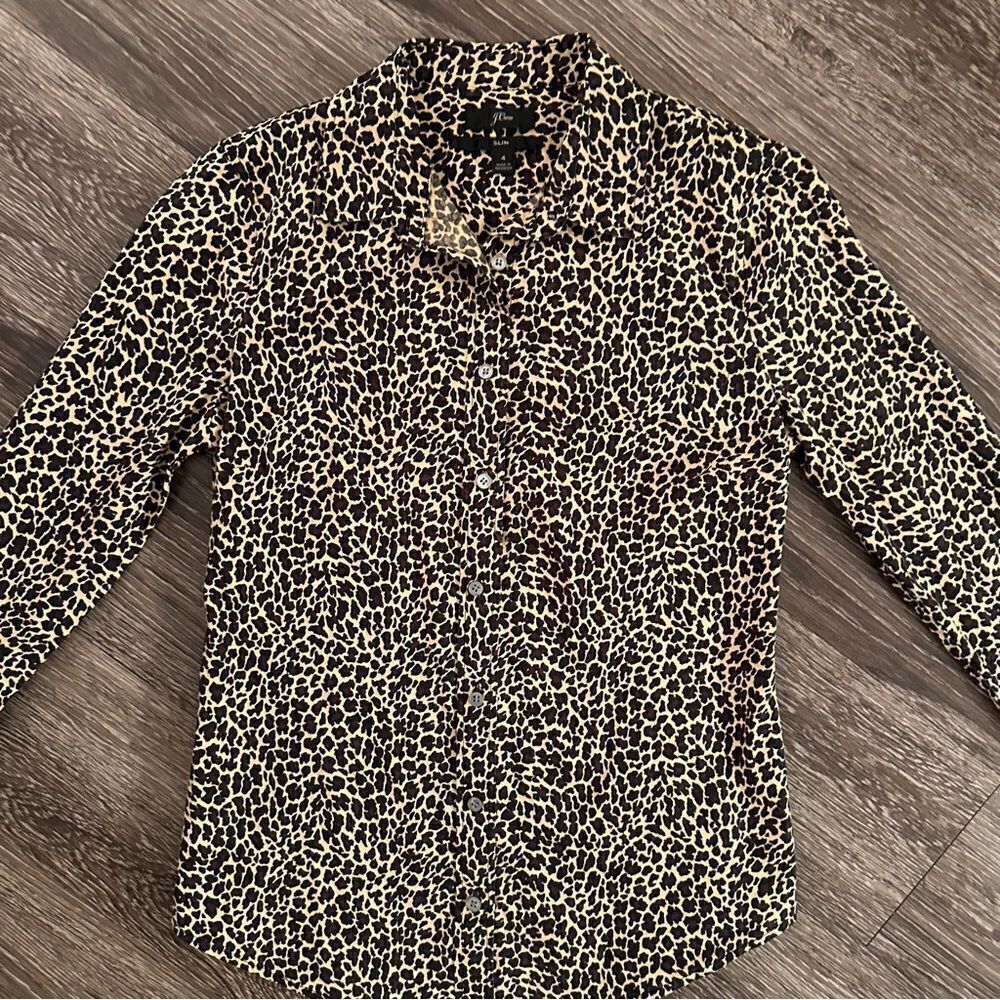 J. crew Slim Leopard Button Down - Picture 2 of 7